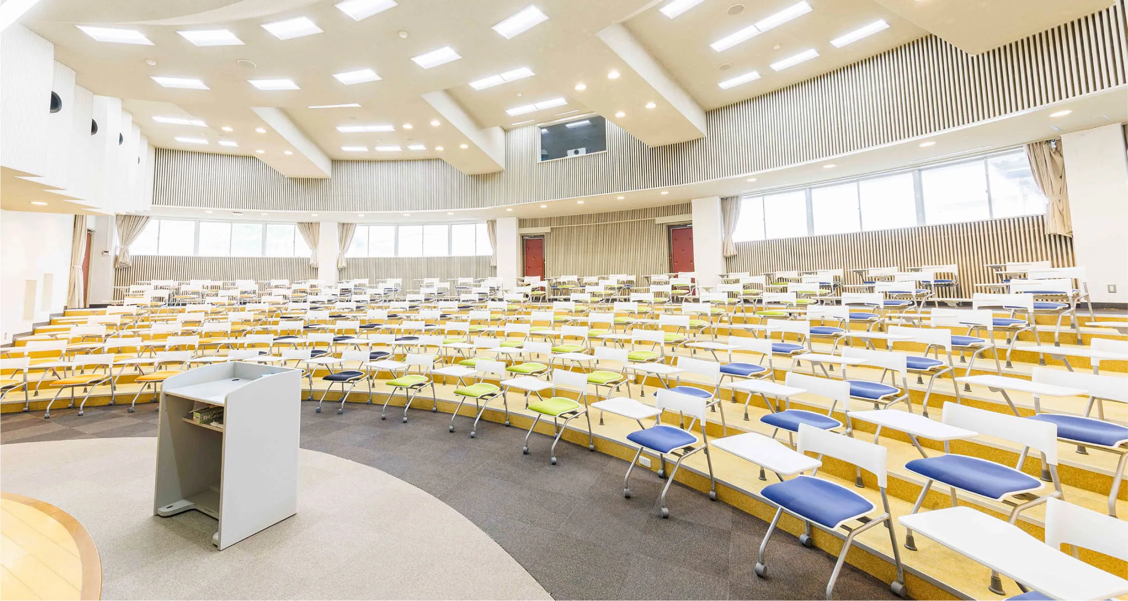 5号館講義室 画像