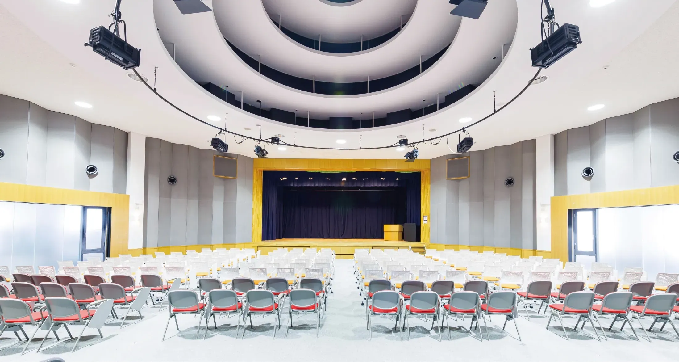 10号館 多目的ホール 画像