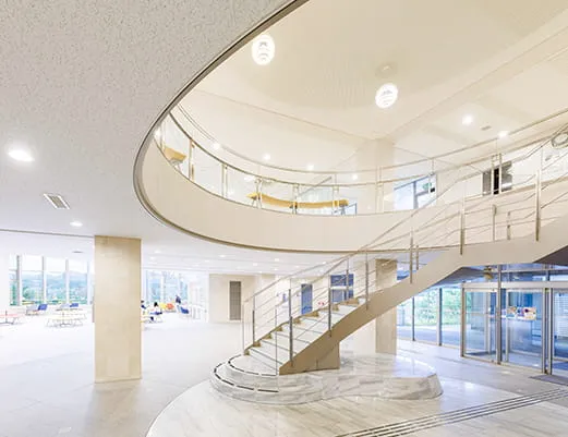 ホール・ラウンジ 画像